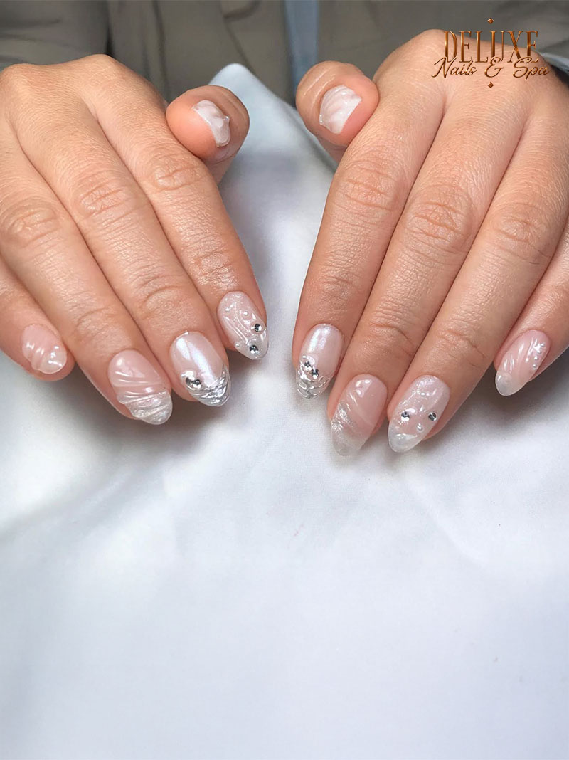 Deluxe Nails and Spa